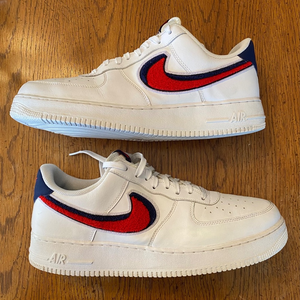 Nike Air Force 1 07 LV8 "Chenille Swoosh"